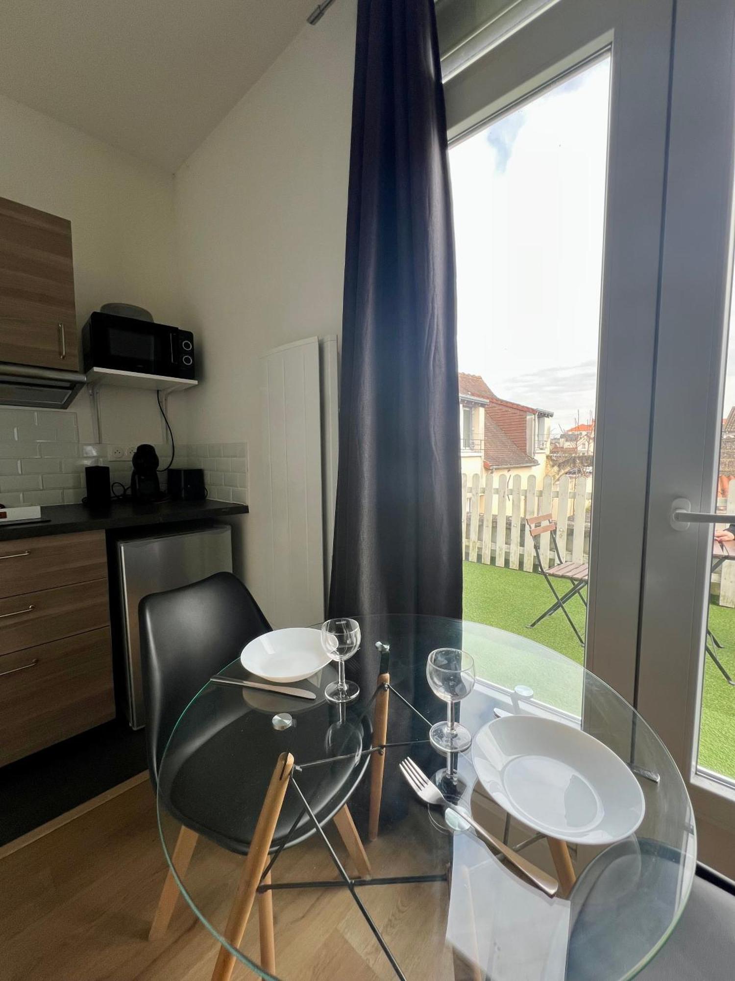 Studios Ideal Pro I Centre-Ville & Parking Gratuit Шательро Екстер'єр фото